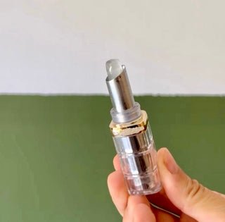 Soin contour des yeux à l'hydrolat de bleuet