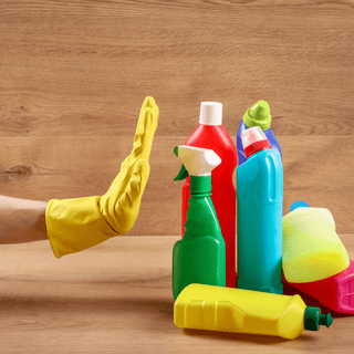 Spray Nettoyant WC Fait Maison : La Meilleure Recette (Efficace) – Maia
